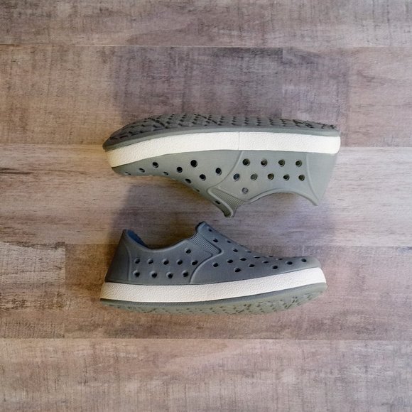 Cat & Jack Water Shoes TD size 5C - Picture 4 of 6